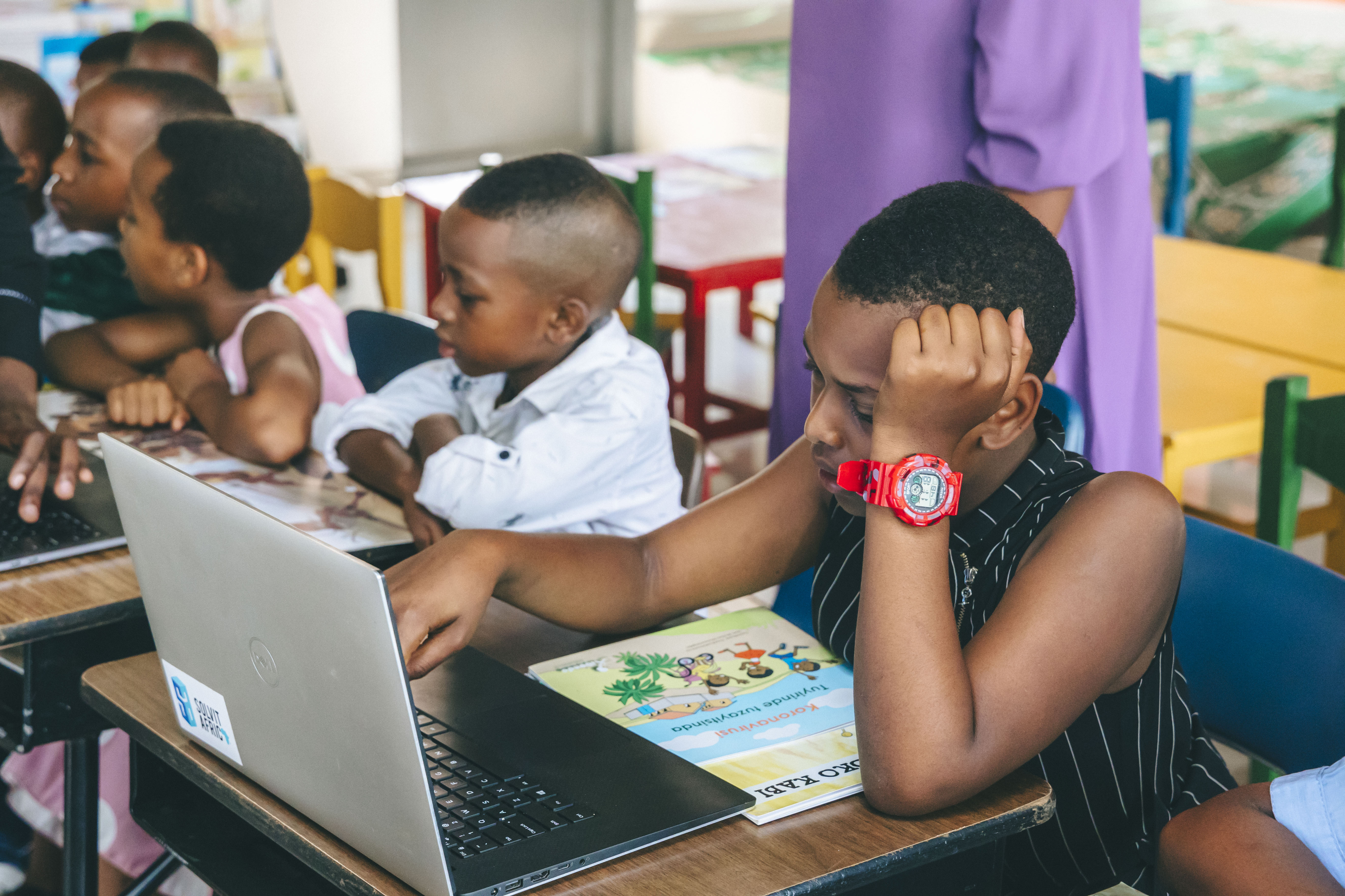 Kids learning to router SomaBox